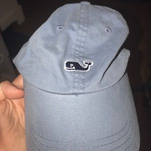 Blue vineyard vines hat